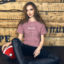 將圖片載入圖庫檢視器 Unicorn Unisex t-shirt