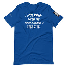 將圖片載入圖庫檢視器 Trucking Unisex t-shirt